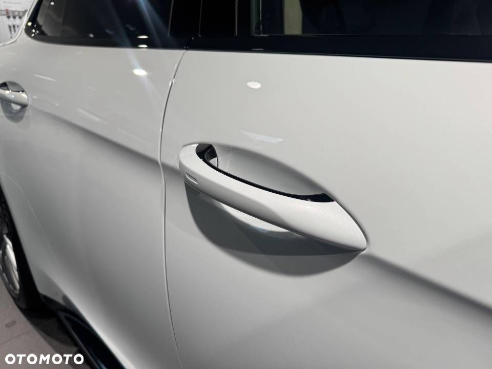 Porsche Panamera 4 E-Hybrid PHEV - 7