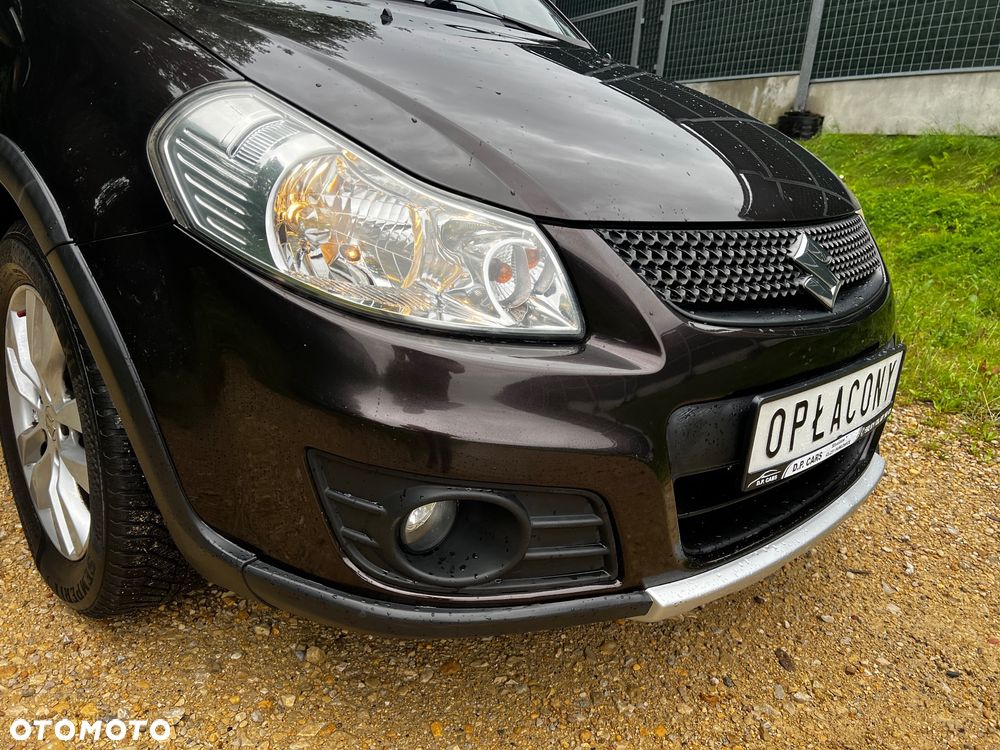 Suzuki SX4 1.6 Comfort Plus - 16