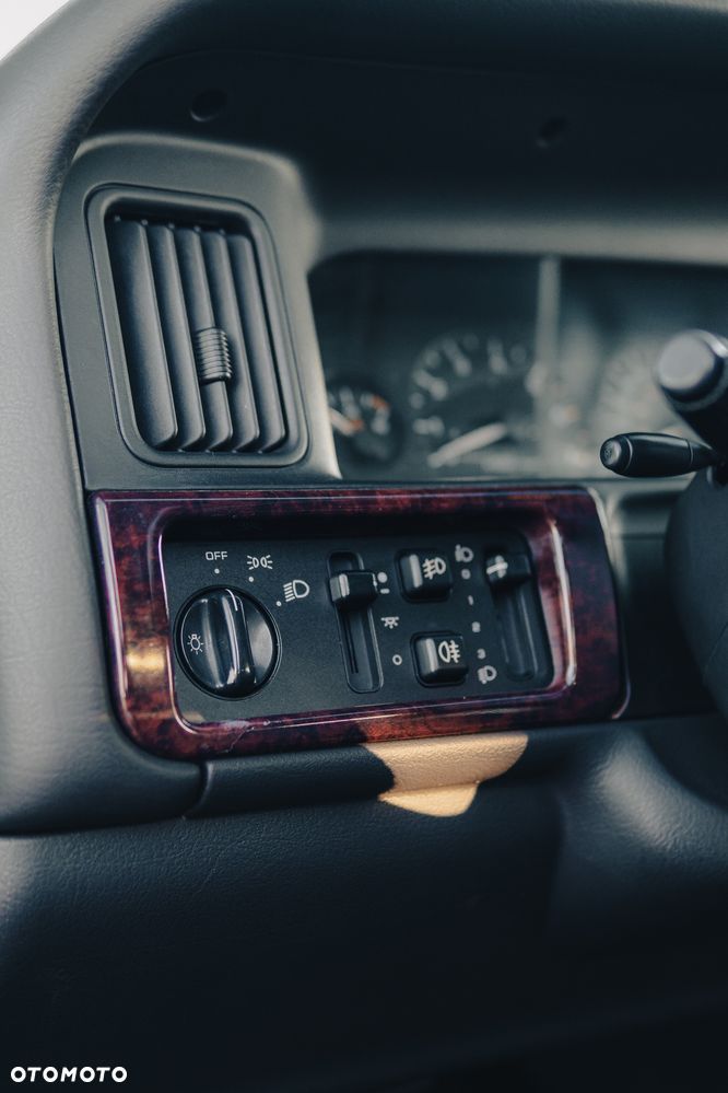 Jeep Grand Cherokee - 20