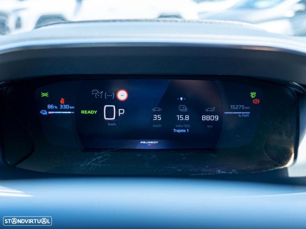 Peugeot e-2008 54 kWh GT - 33