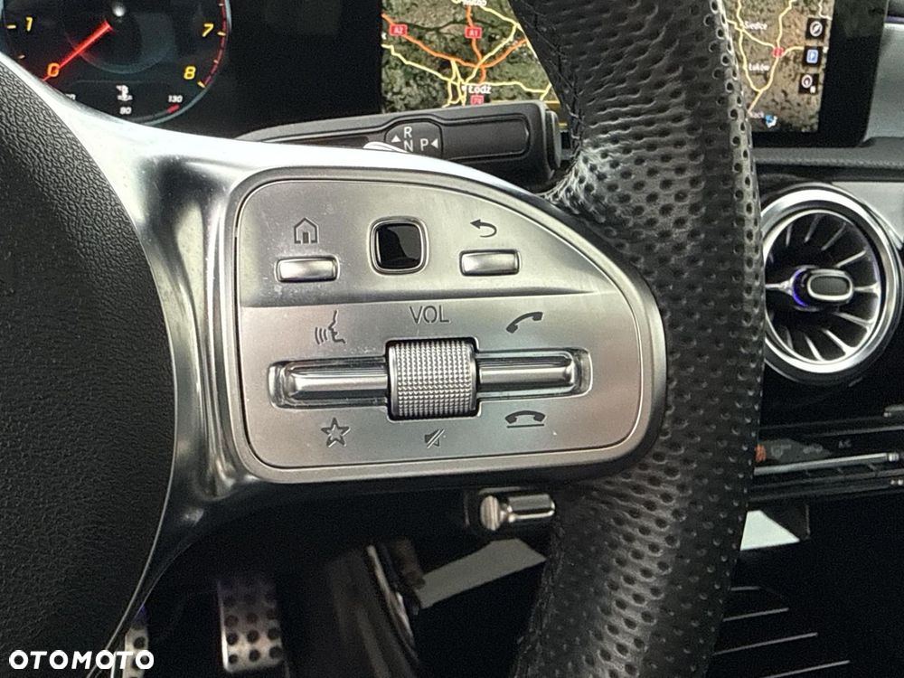 Mercedes-Benz CLA 200 7G-DCT - 28