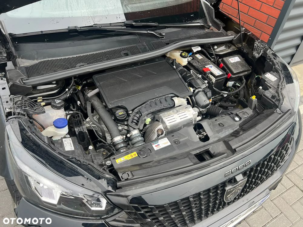 Peugeot 2008 PureTech 100 Allure - 27