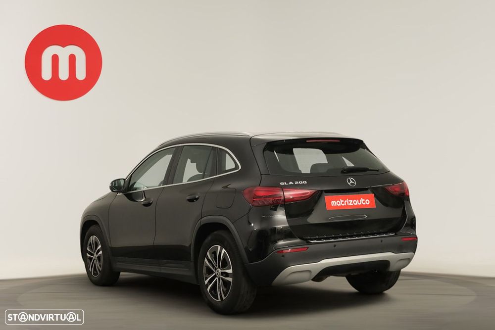 Mercedes-Benz GLA 200 - 3