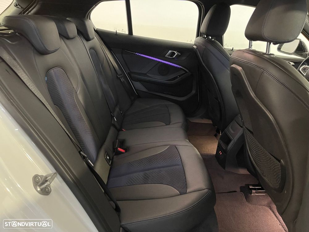 BMW 116 d Pack Desportivo M - 17