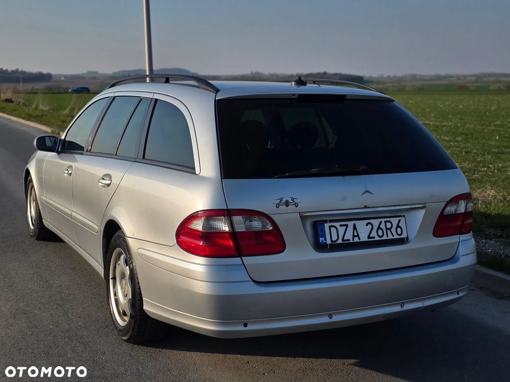Mercedes-Benz Klasa E 220 CDI Automatik Classic - 3