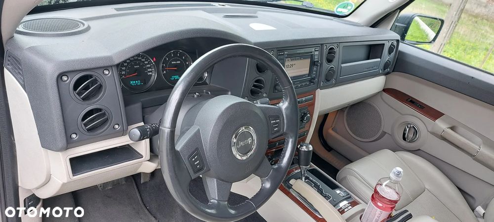 Jeep Commander - 8