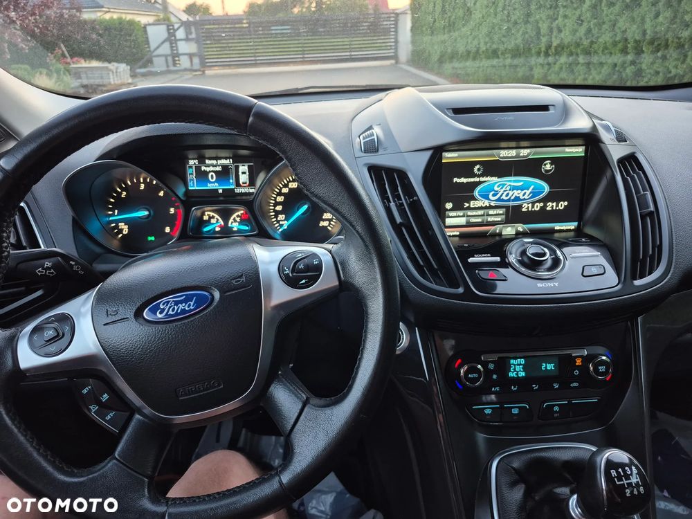 Ford Kuga - 31