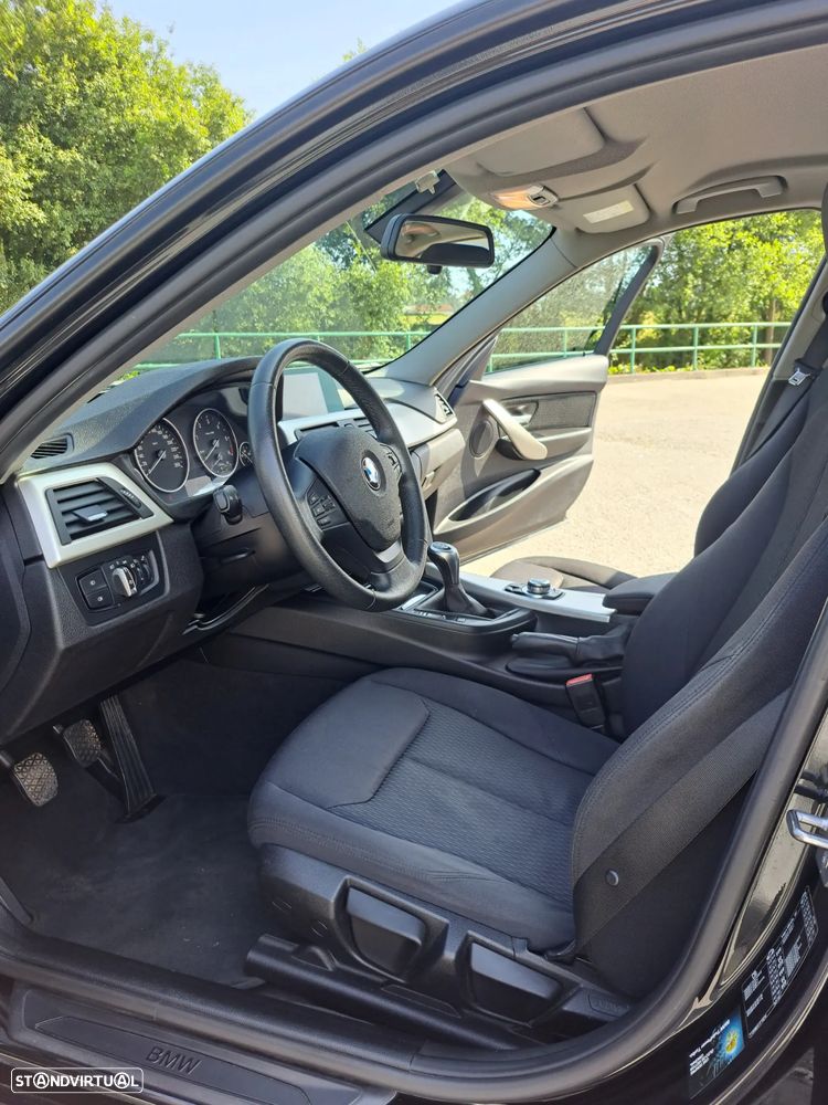 BMW 320 d - 26