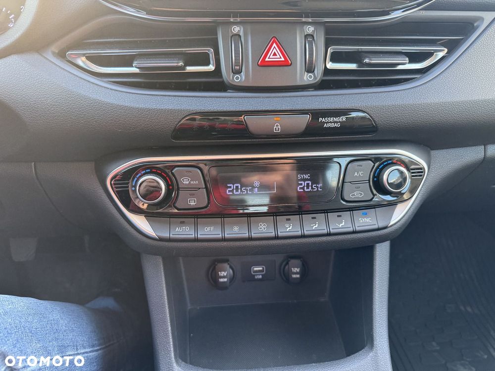 Hyundai i30 1.5 DPI Modern - 20