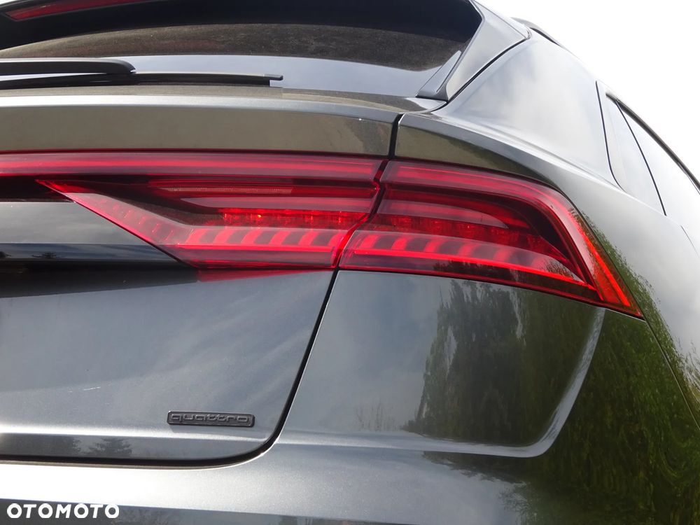 Audi Q8 SUV TFSI quattro 250 kW tiptronic S line business - 26