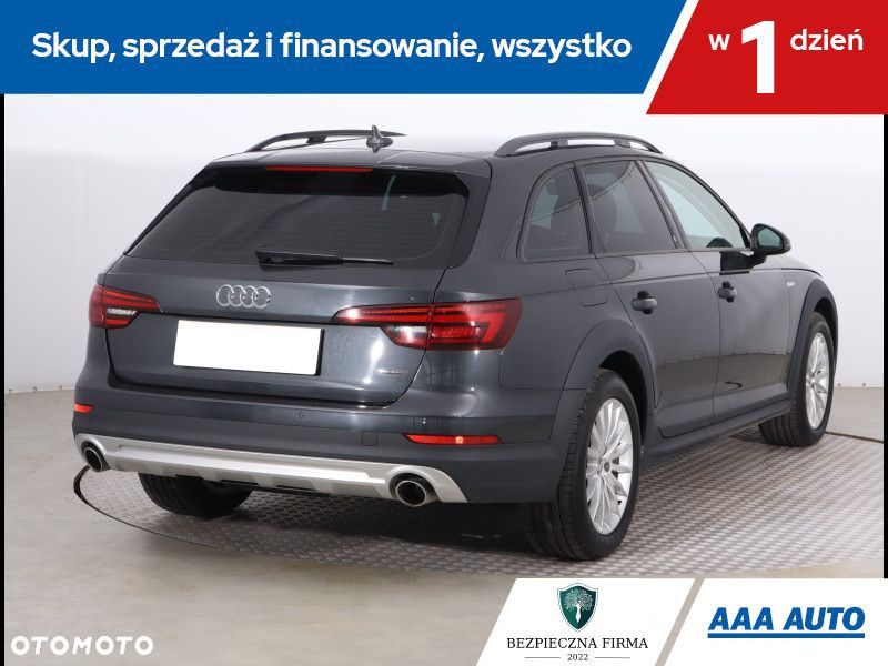 Audi A4 Allroad - 7