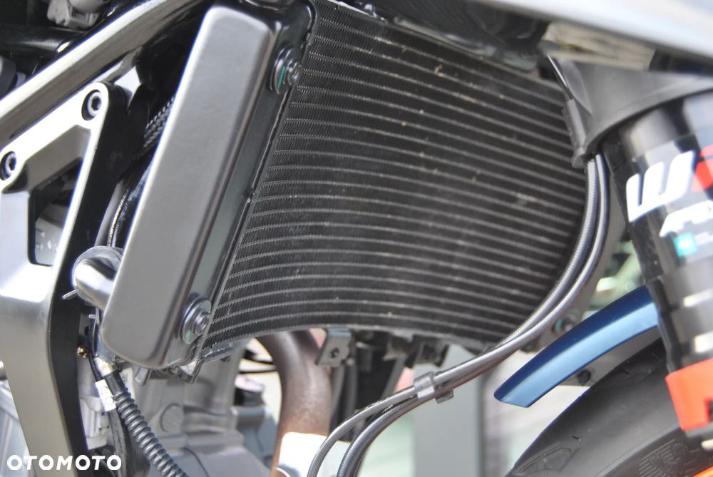 KTM Duke - 16