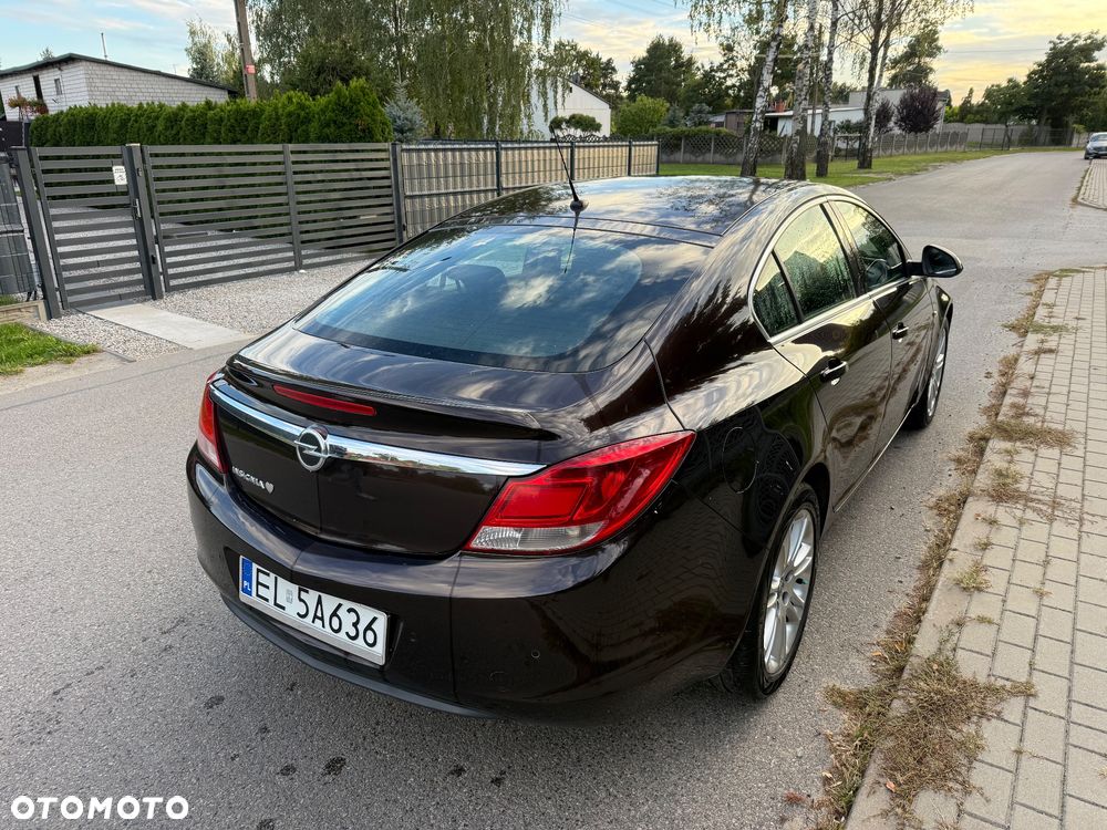 Opel Insignia 1.8 Cosmo - 11