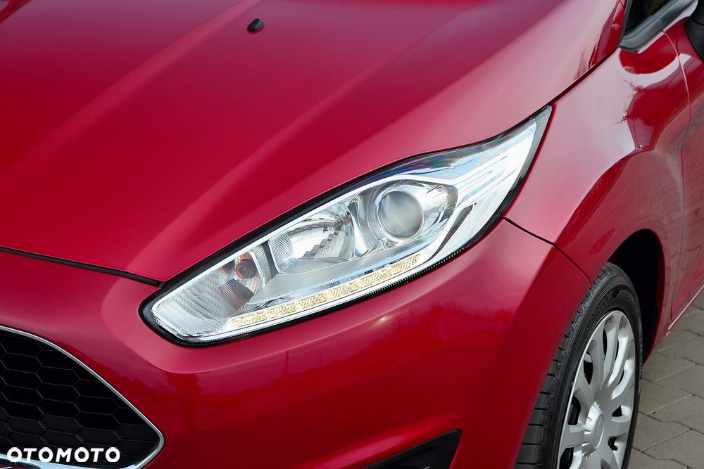 Ford Fiesta 1.25 Titanium EU5 - 13