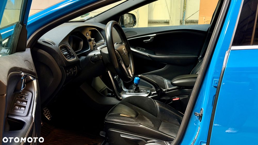 Volvo V40 - 11
