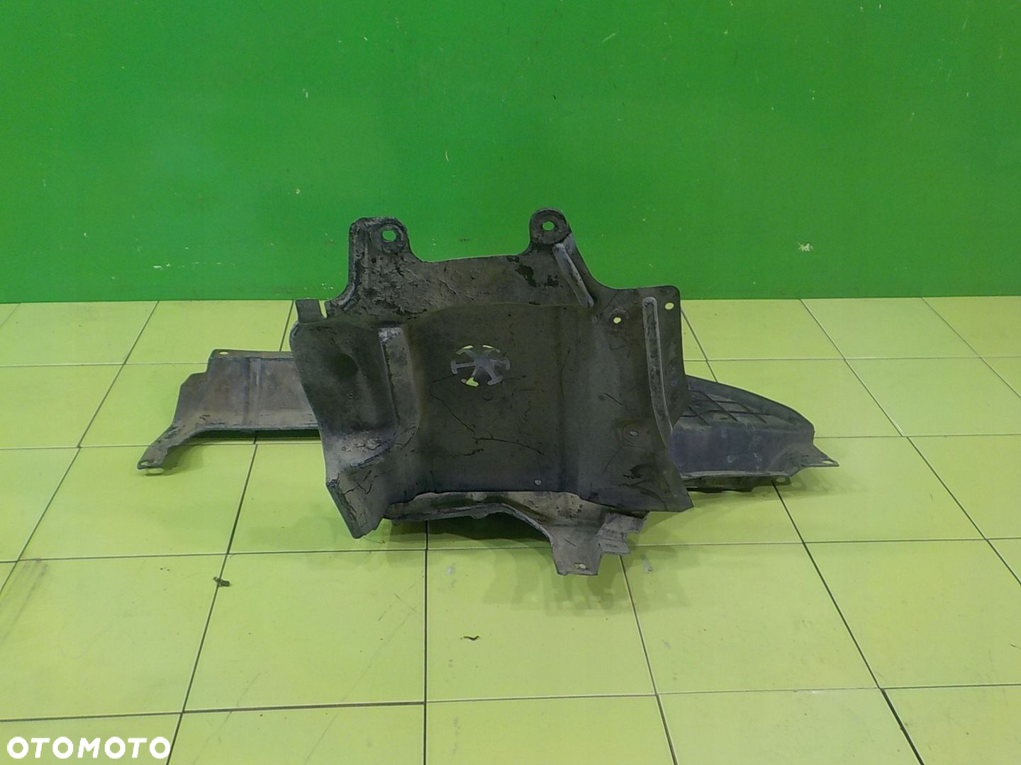 MITSUBISHI OUTLANDER I 2.4 MIVEC AUT 04r 5D oslona pod zderzak przod - 2