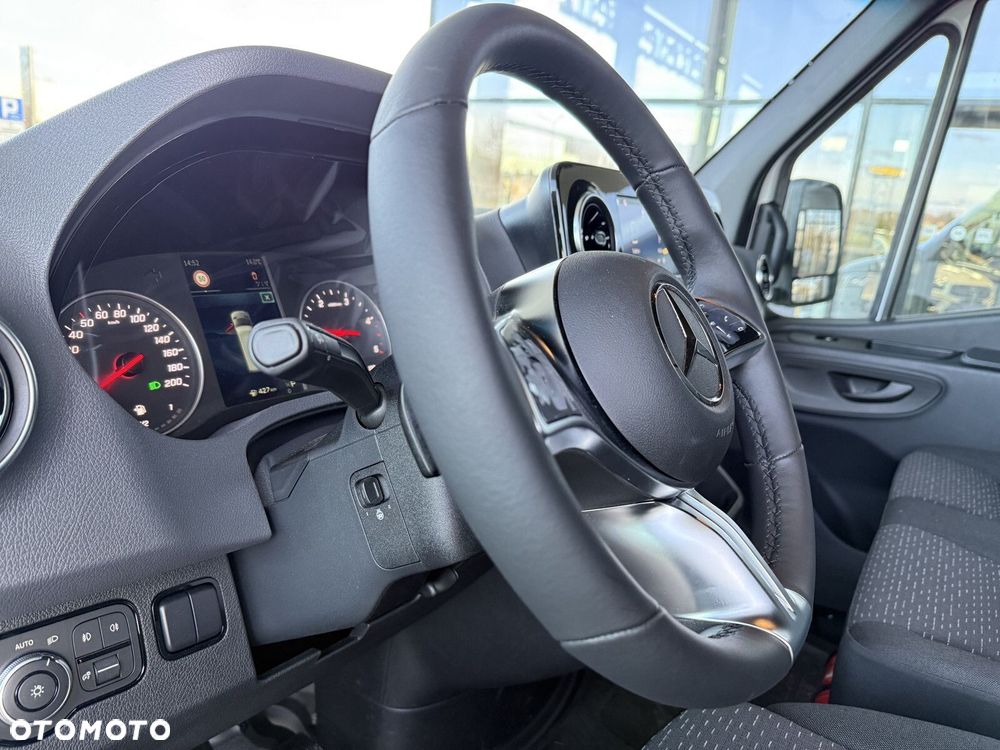Mercedes-Benz Sprinter 519 CDI izoterma, agregat - 16