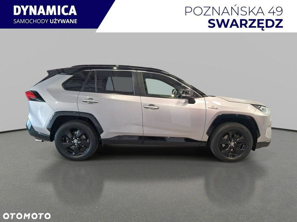 Toyota RAV4 - 9
