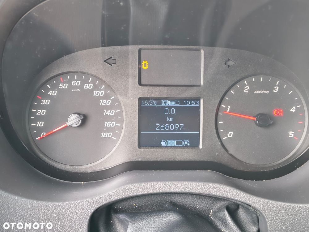 Mercedes-Benz Sprinter - 6