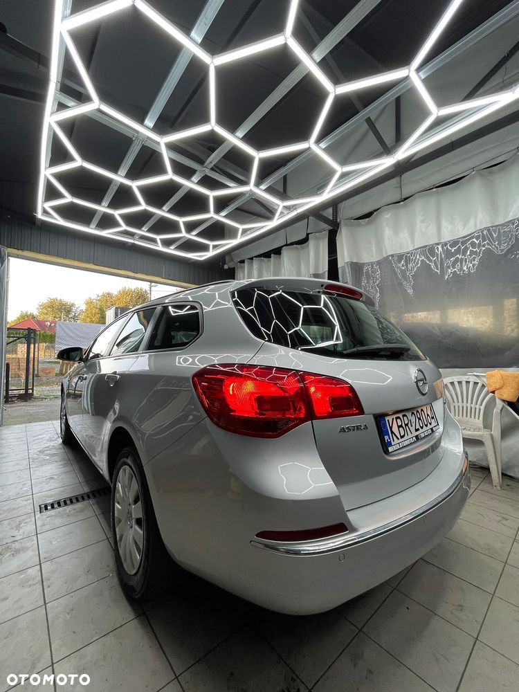 Opel Astra 1.4 Turbo Exklusiv - 7