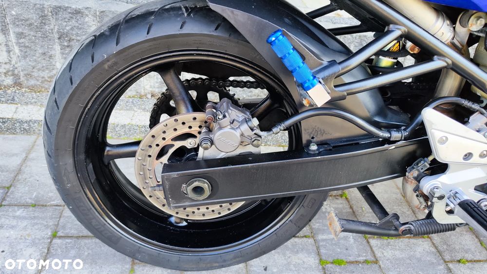 Yamaha FZ6 - 25