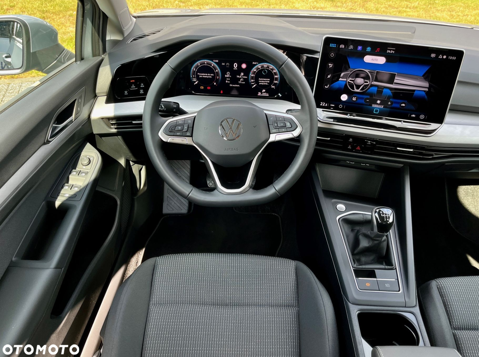 Volkswagen Golf - 10