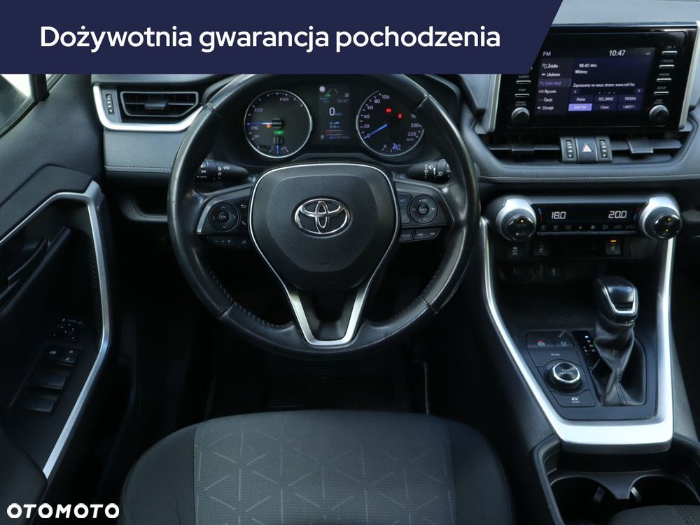 Toyota RAV4 - 9