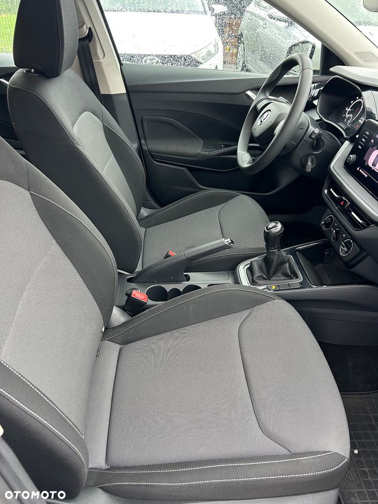 Skoda Fabia 1.0 Ambition - 10