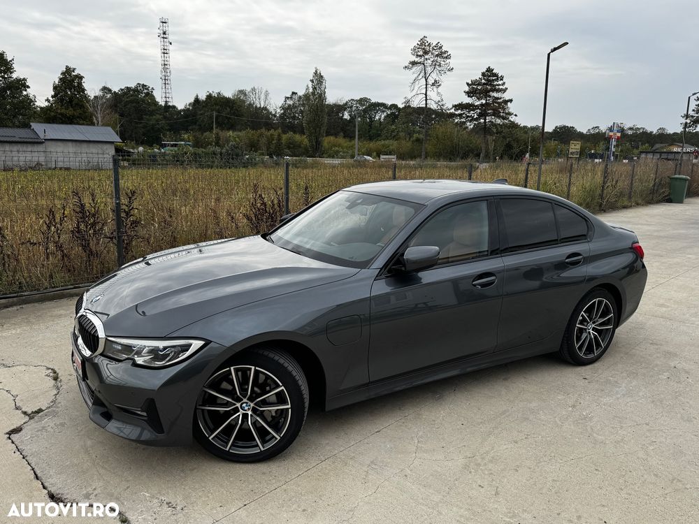 BMW Seria 3 - 17