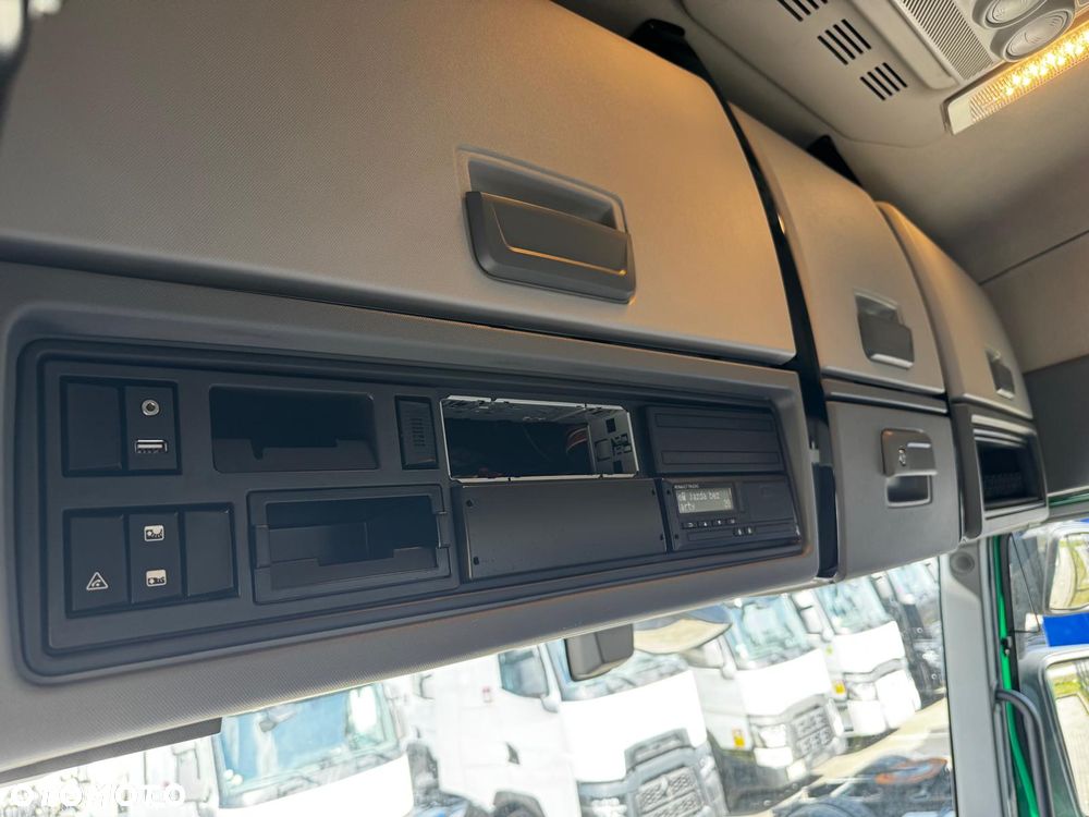 Renault T520 Evo High Cab - 13