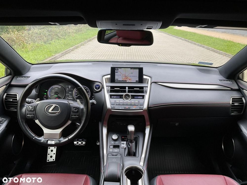 Lexus NX 300h F Sport AWD - 17