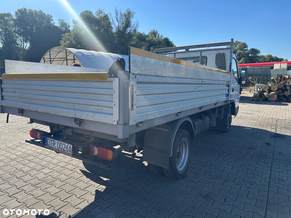 Mitsubishi Canter - 2