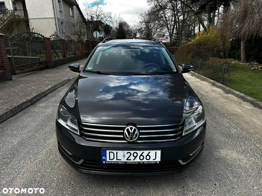 Volkswagen Passat - 2