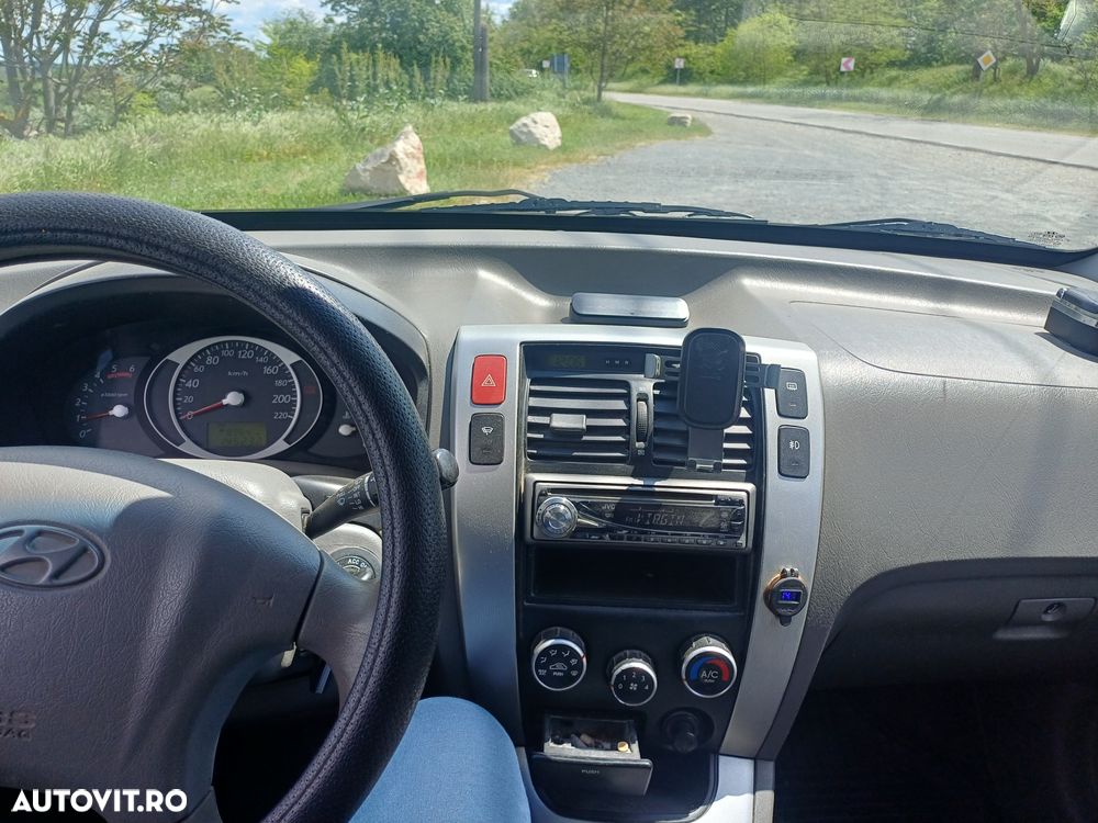 Hyundai Tucson 2.0 CRDI VGT GLS 2WD STD - 5