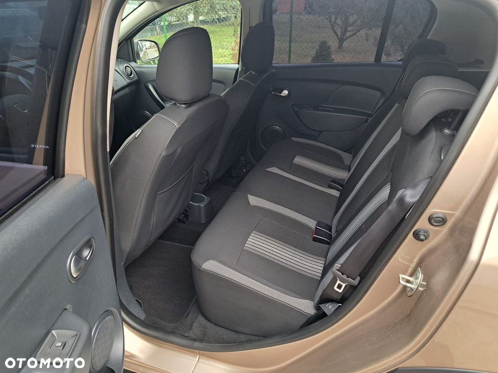 Dacia Sandero TCe 90 (S&S) Comfort - 6