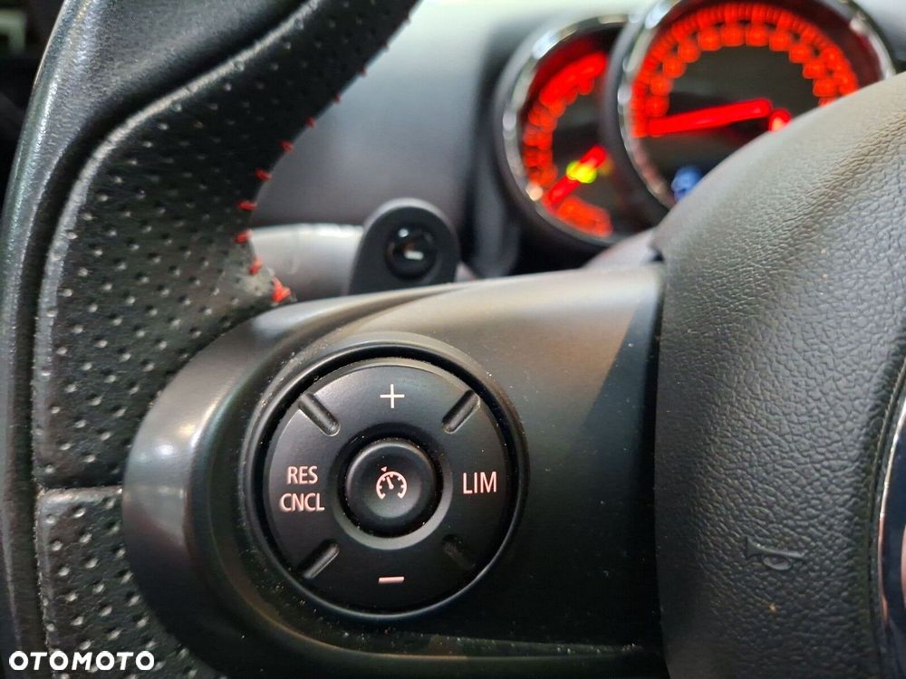MINI John Cooper Works - 26