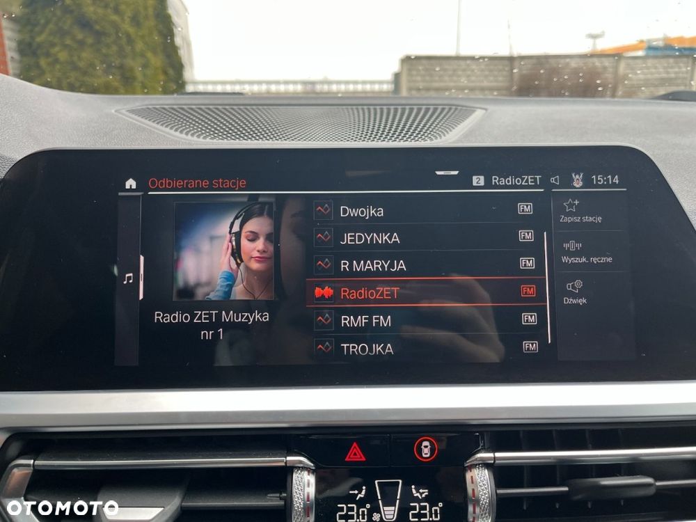 BMW Seria 3 330i - 22