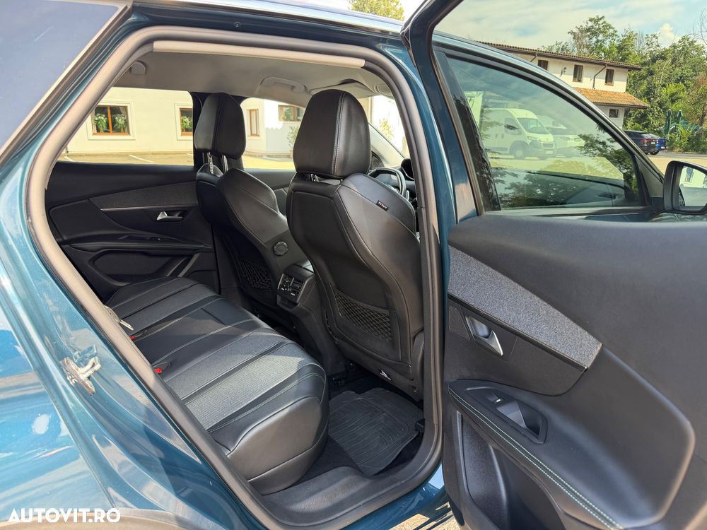 Peugeot 3008 225 e-EAT8 Allure - 18