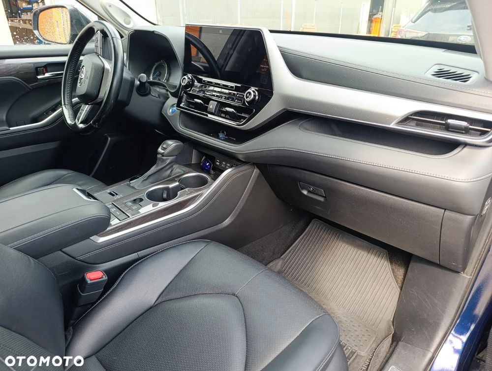 Toyota Highlander 2.5 Hybrid Executive - 25