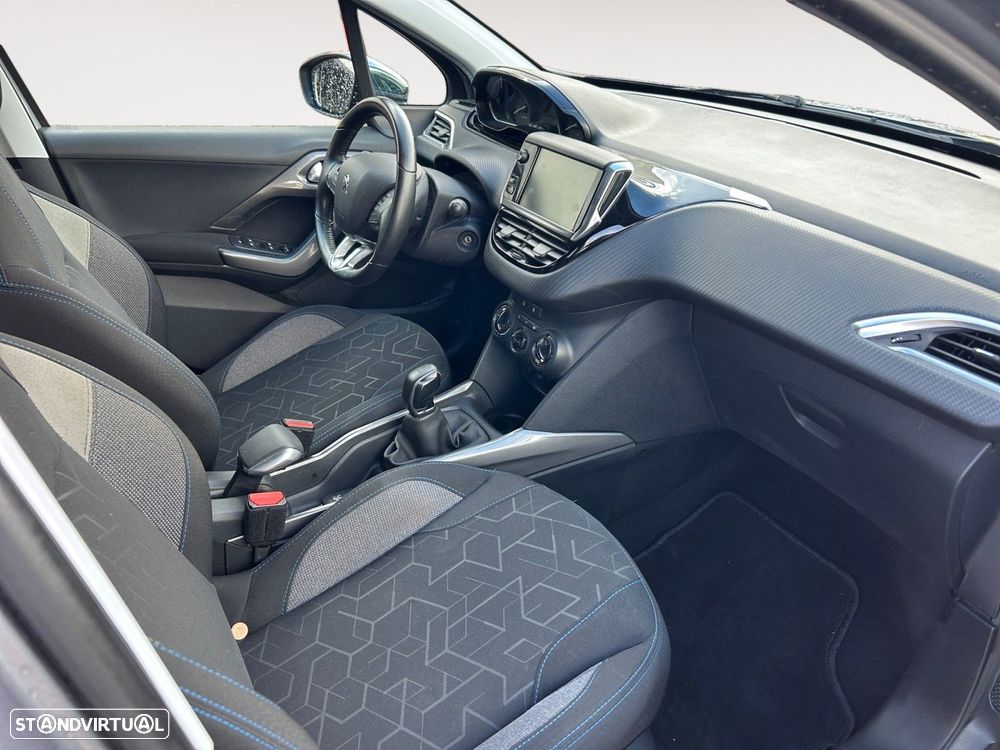 Peugeot 2008 1.6 BlueHDi Style - 15