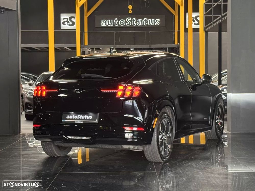 Ford Mustang Mach-E Premium - 8