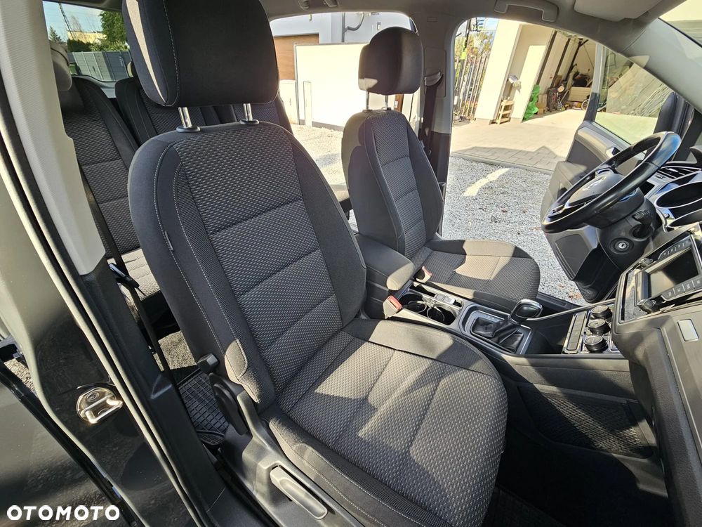 Volkswagen Touran 2.0 TDI BMT Comfortline DSG - 19