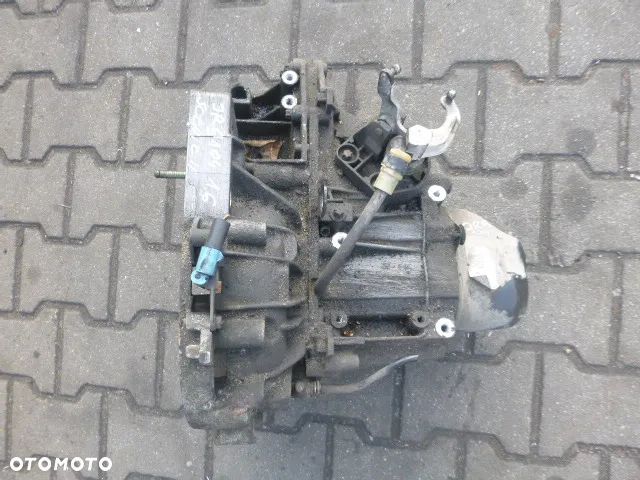 MANUALNA SKRZYNIA BIEGÓW JR5104 RENAULT SCENIC II 1.6 16V - 3