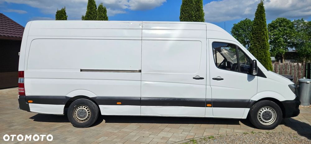 Mercedes-Benz Sprinter - 10