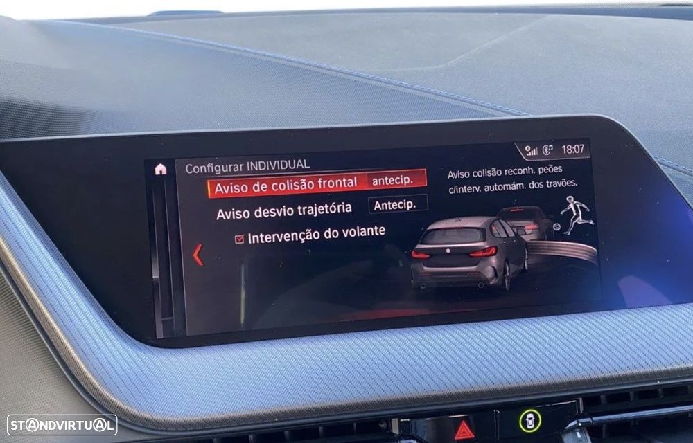 BMW 116 d Pack Desportivo M Auto - 26