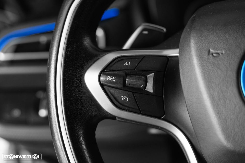 BMW i8 Standard - 32