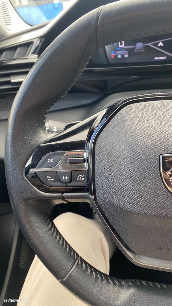 Peugeot 308 SW 1.5 BlueHDi Allure EAT8 - 32