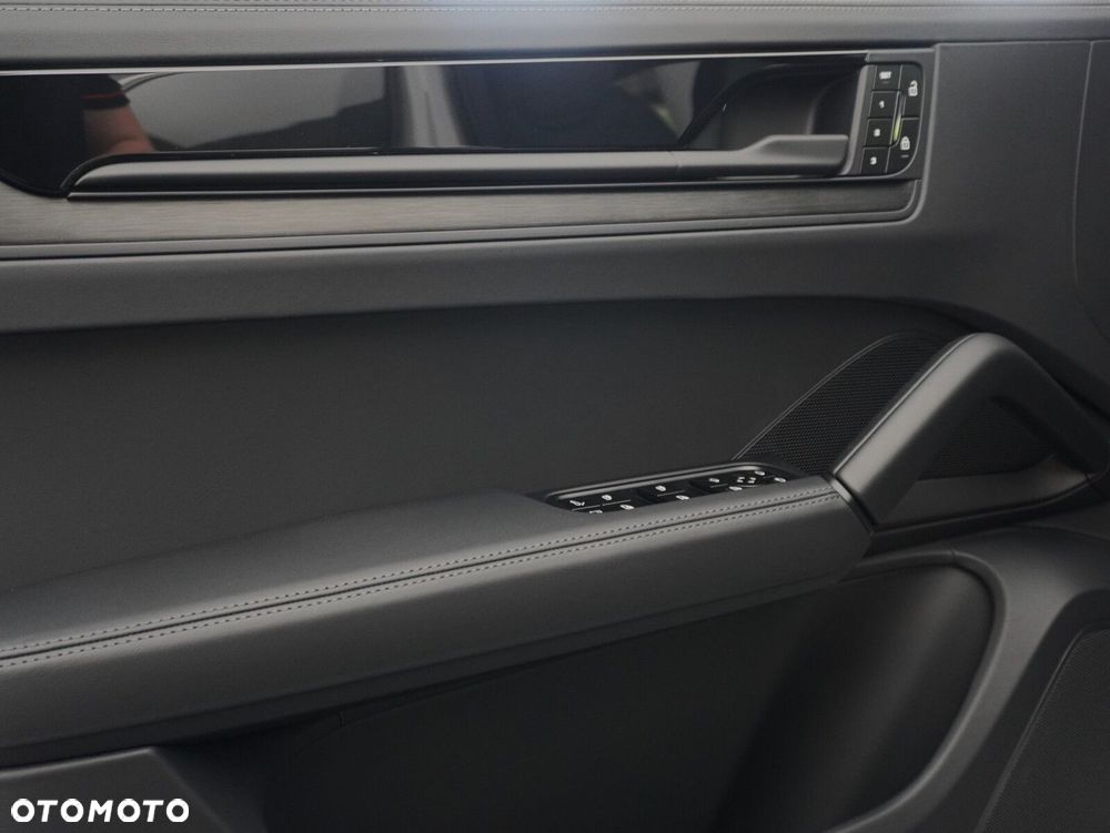 Porsche Cayenne E-Hybrid PHEV Black Edition - 21