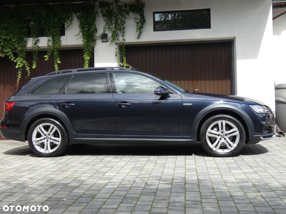 Audi A4 Allroad - 11