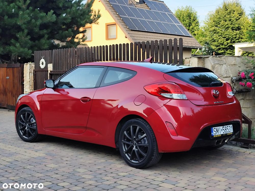 Hyundai Veloster 1.6 Style - 19